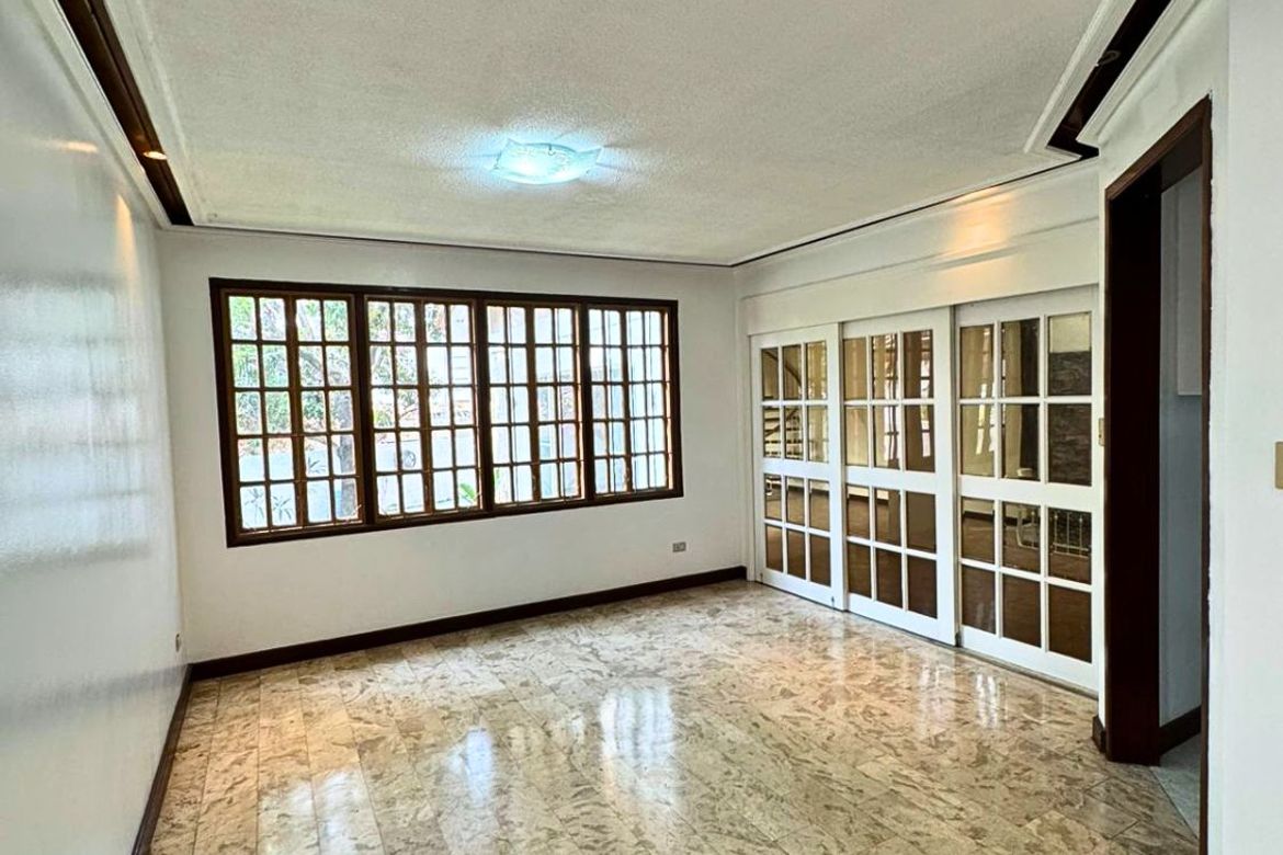 5 Bedroom House for Sale in Cupang, Muntinlupa, Metro Manila – photo 3
