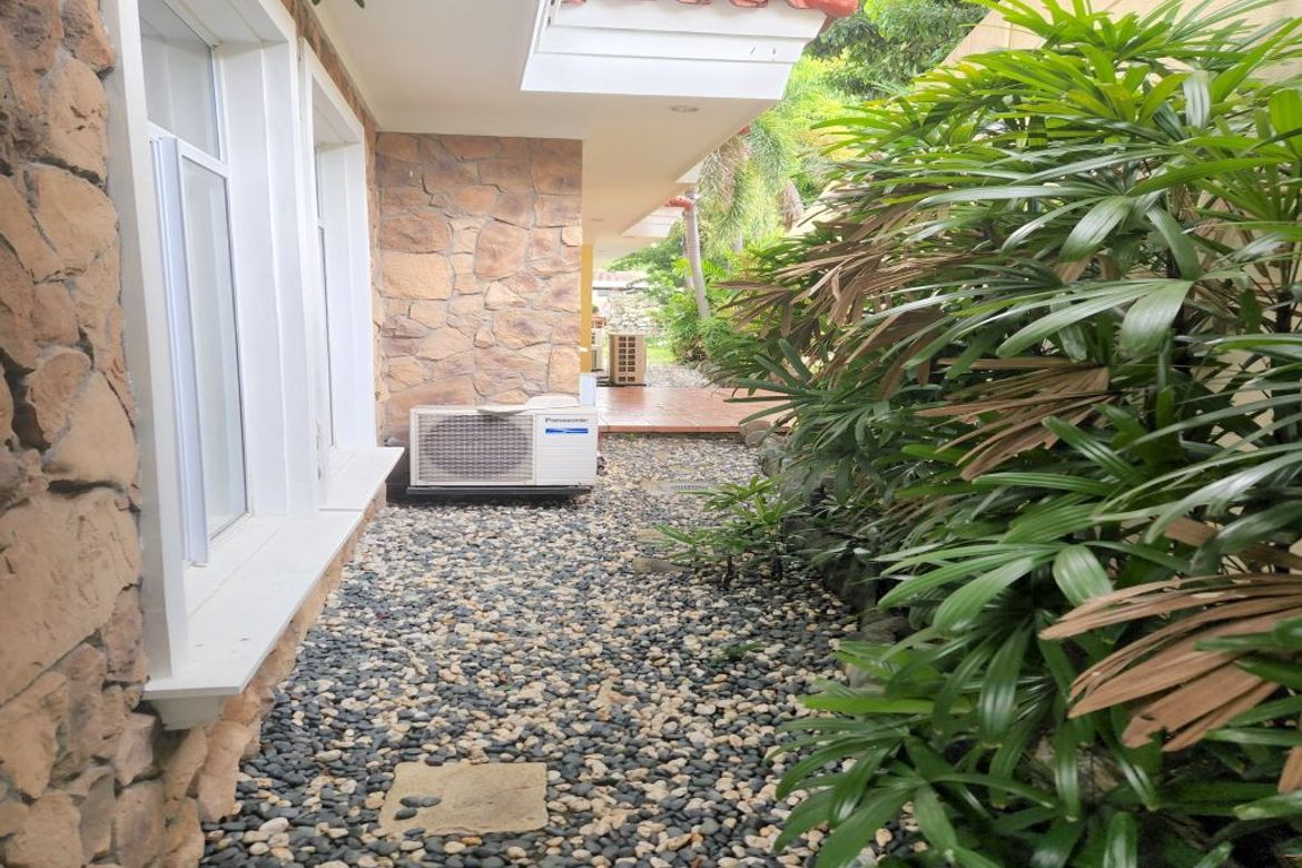 5 Bedroom House for Sale in Cupang, Muntinlupa, Metro Manila – photo 3