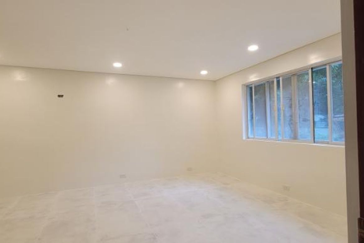5 Bedroom House for Sale in Dasmariñas North, Makati City near MRT-3 Ayala – photo 7