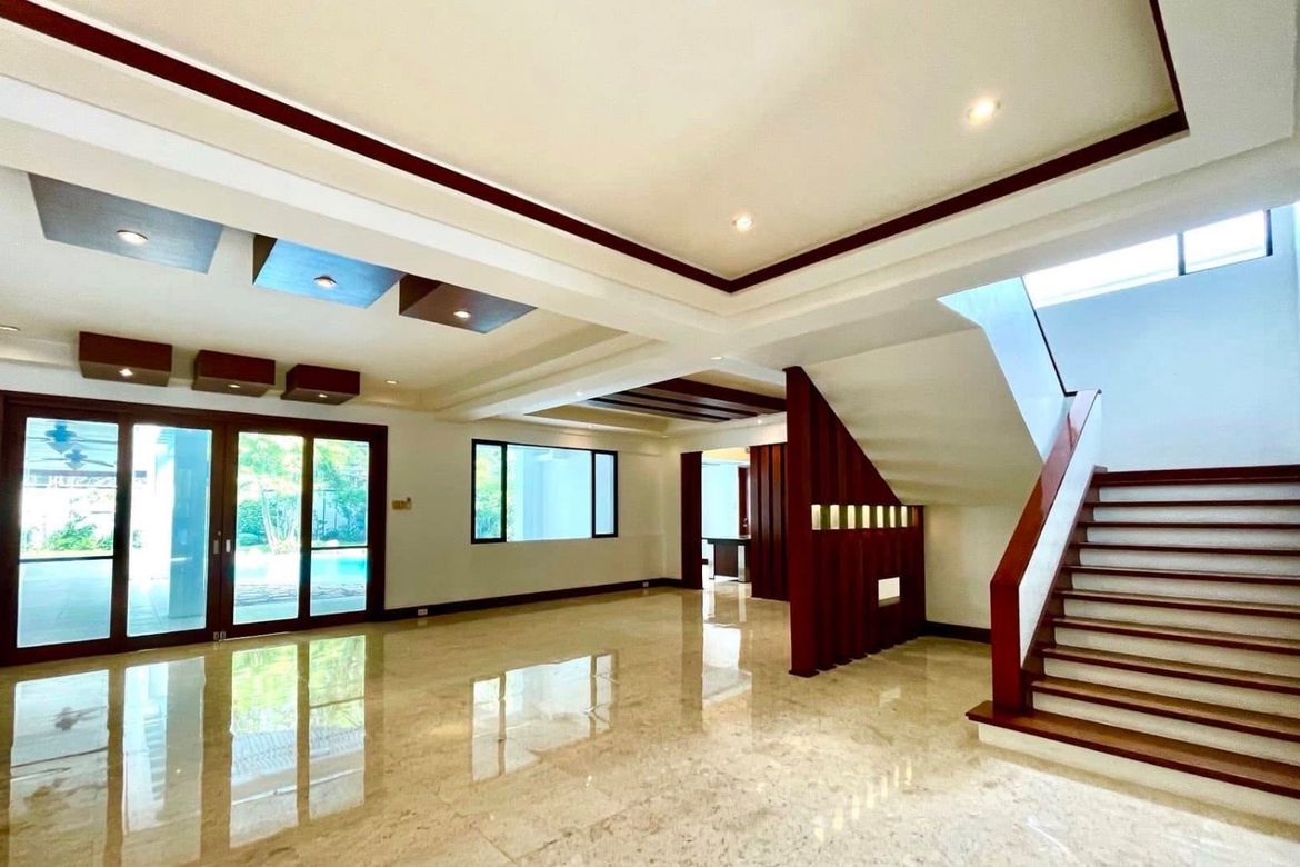 5 Bedroom House for Sale in Dasmariñas North, Makati City near MRT-3 Ayala – photo 6