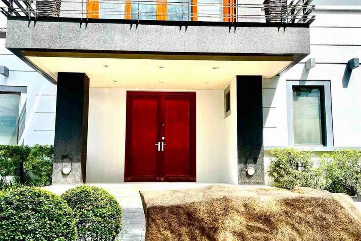 5 Bedroom House for Sale in Dasmariñas Village, Dasmariñas North, Makati, Metro Manila near MRT-3 Magallanes – photo 2