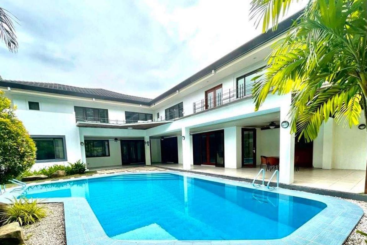 5 Bedroom House for Sale in Dasmariñas Village, Dasmariñas North, Makati, Metro Manila near MRT-3 Magallanes – photo 4