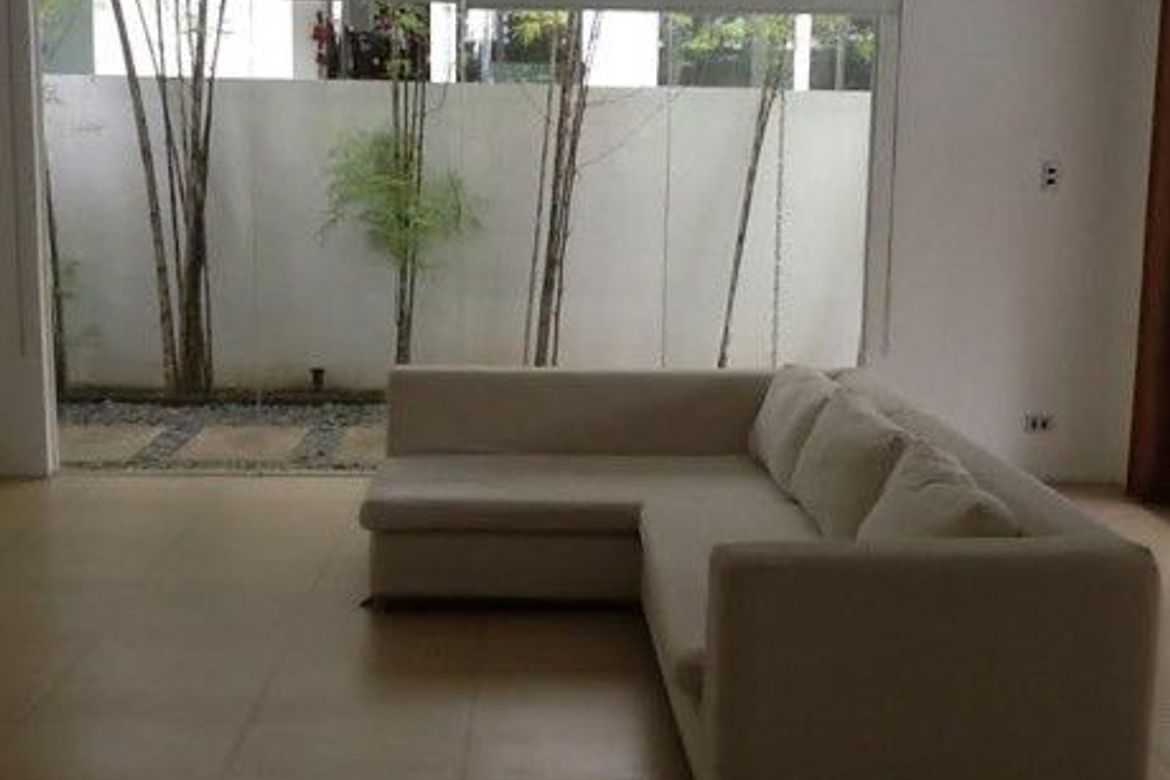 5 Bedroom House for Sale in Dasmariñas Village, Dasmariñas North, Makati, Metro Manila near MRT-3 Magallanes – photo 2