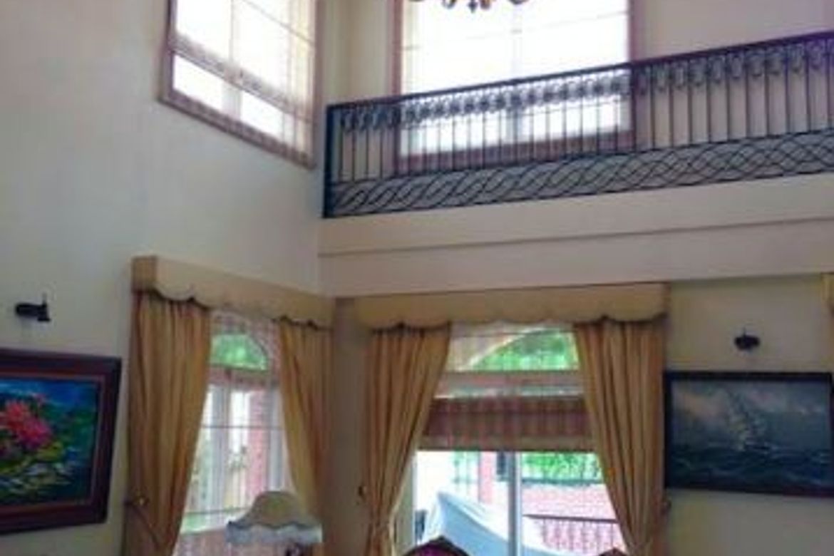 5 Bedroom House for Sale in Dasmariñas Village, Dasmariñas North, Makati, Metro Manila near MRT-3 Magallanes – photo 7