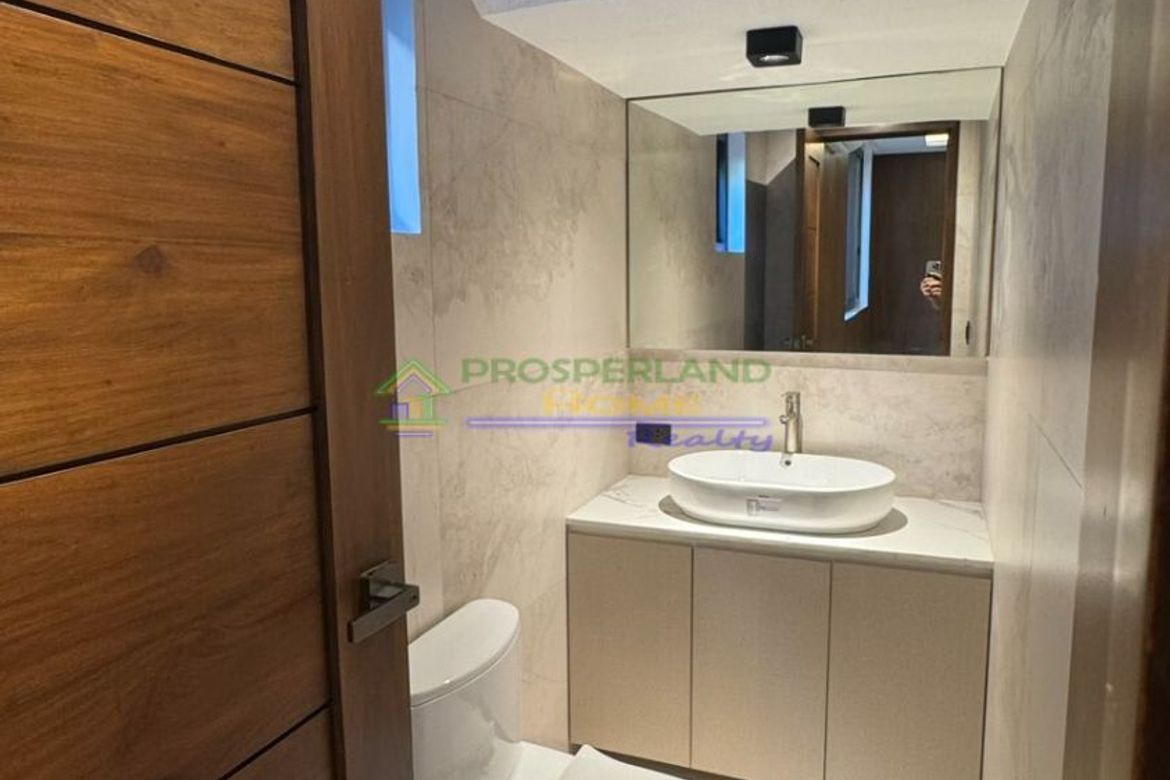 5 Bedroom House for Sale in Don Bosco, Parañaque, Metro Manila – photo 8