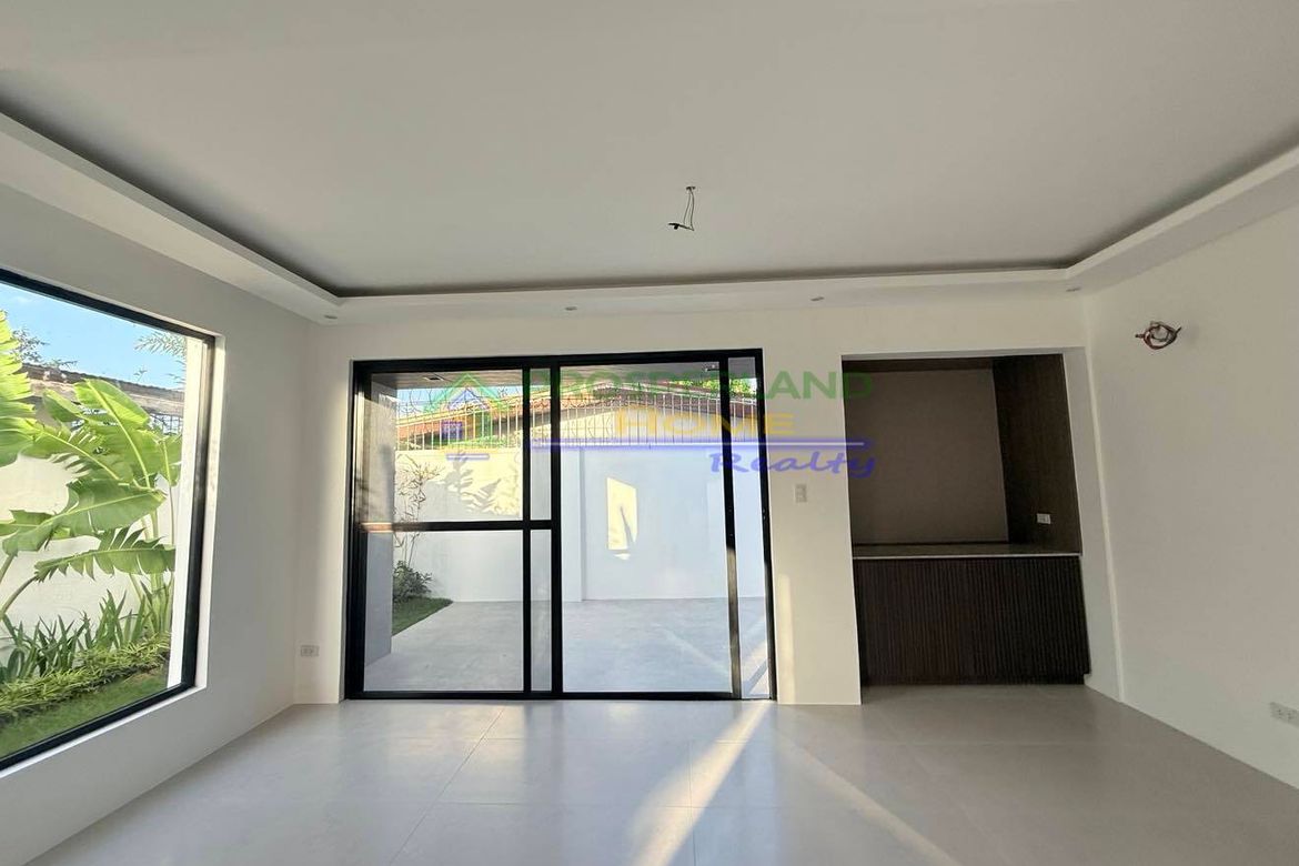 5 Bedroom House for Sale in Don Bosco, Parañaque, Metro Manila – photo 2