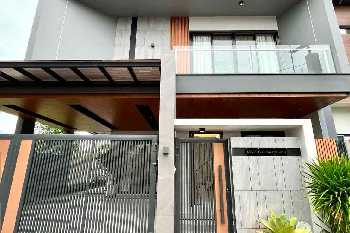 5 Bedroom House for Sale in Duquit, Mabalacat, Pampanga