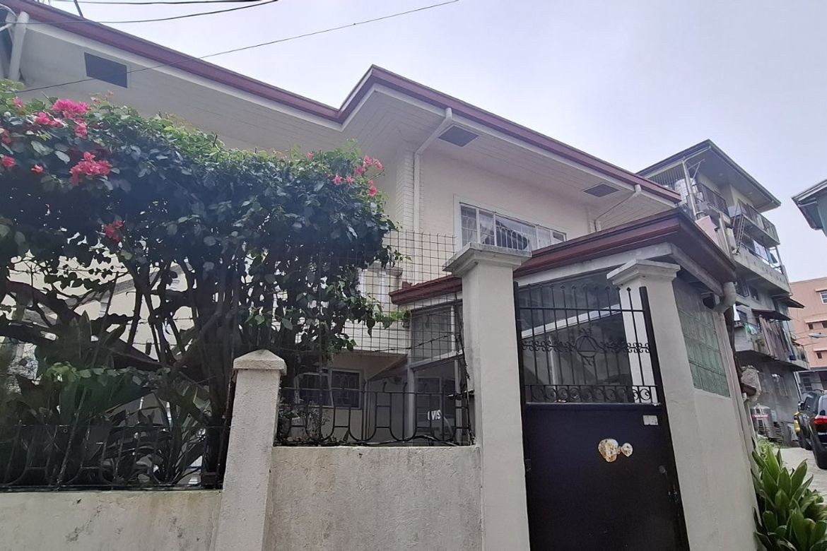 5 Bedroom House for Sale in Engineers' Hill, Baguio, Benguet