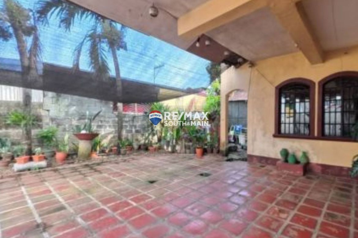 5 Bedroom House for Sale in Fortune, Marikina, Metro Manila – photo 3