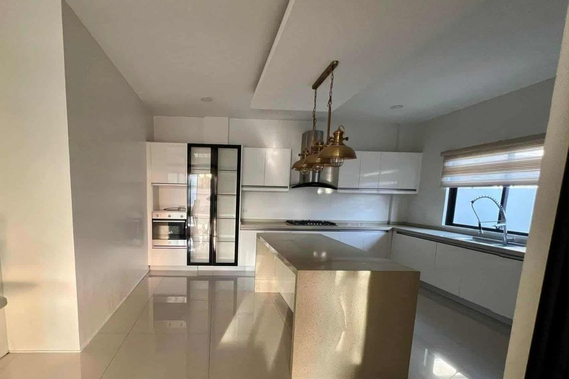 5 Bedroom House for Sale in Greater Lagro, Quezon City, Metro Manila – photo 4