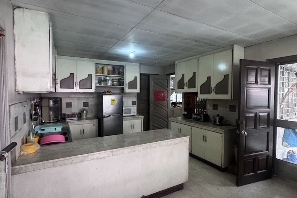 5 Bedroom House for Sale in Greenhills, San Juan, Metro Manila – photo 8