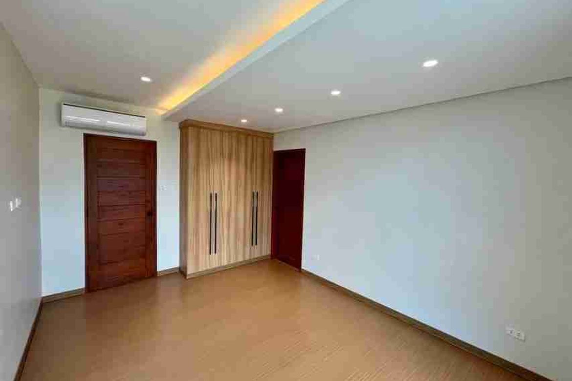 5 Bedroom House for Sale in Greenwoods Executive Village - Cainta, San Andres, Cainta, Rizal – photo 8