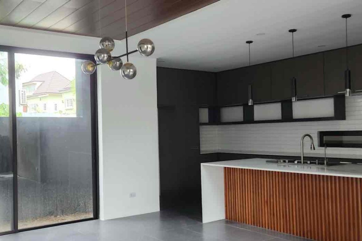 5 Bedroom House for Sale in Greenwoods Executive Village - Cainta, San Andres, Cainta, Rizal – photo 5