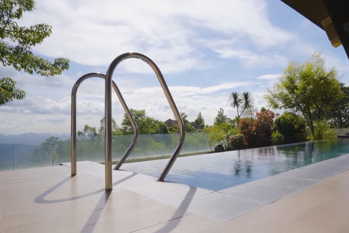 5 Bedroom House for Sale in Guitnang Bayan I, San Mateo, Rizal – photo 6