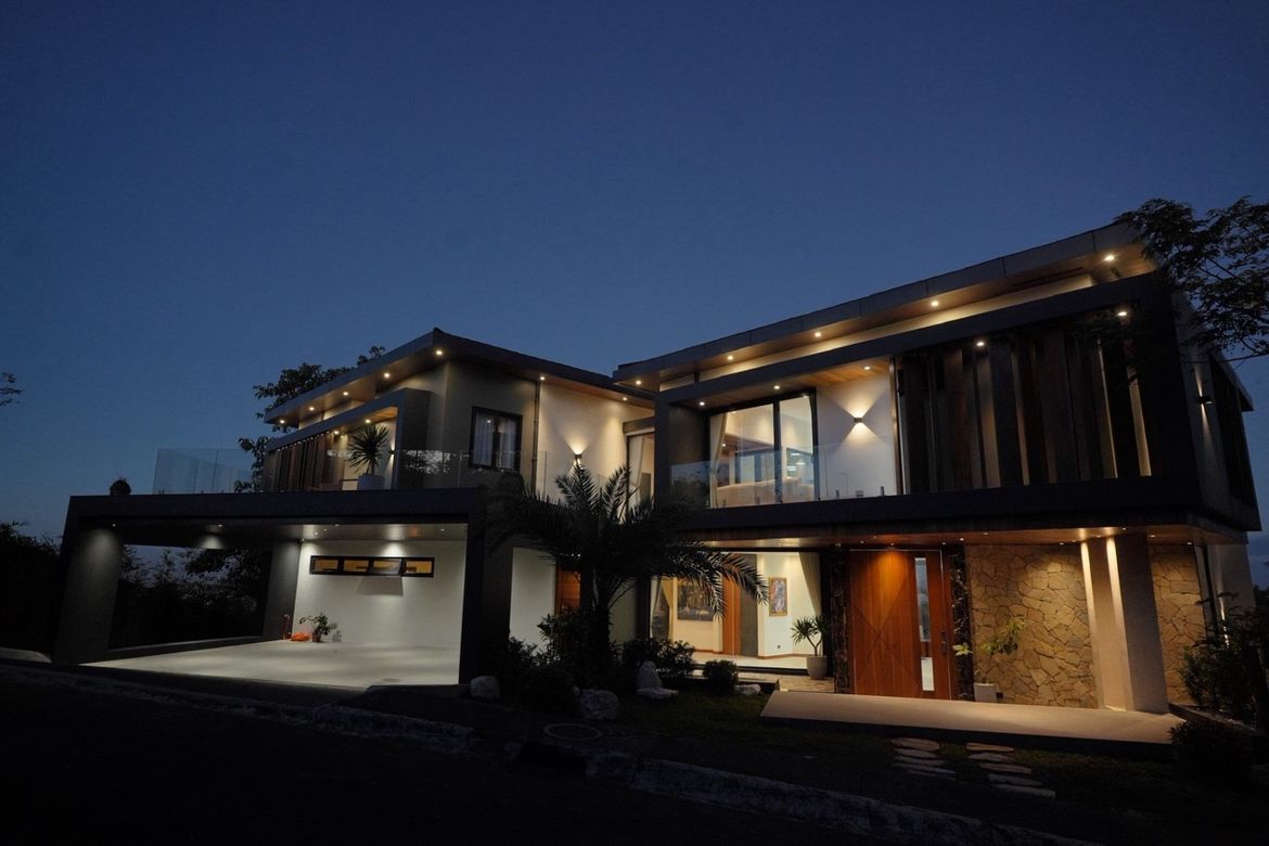 5 Bedroom House for Sale in Guitnang Bayan I, San Mateo, Rizal – photo 2