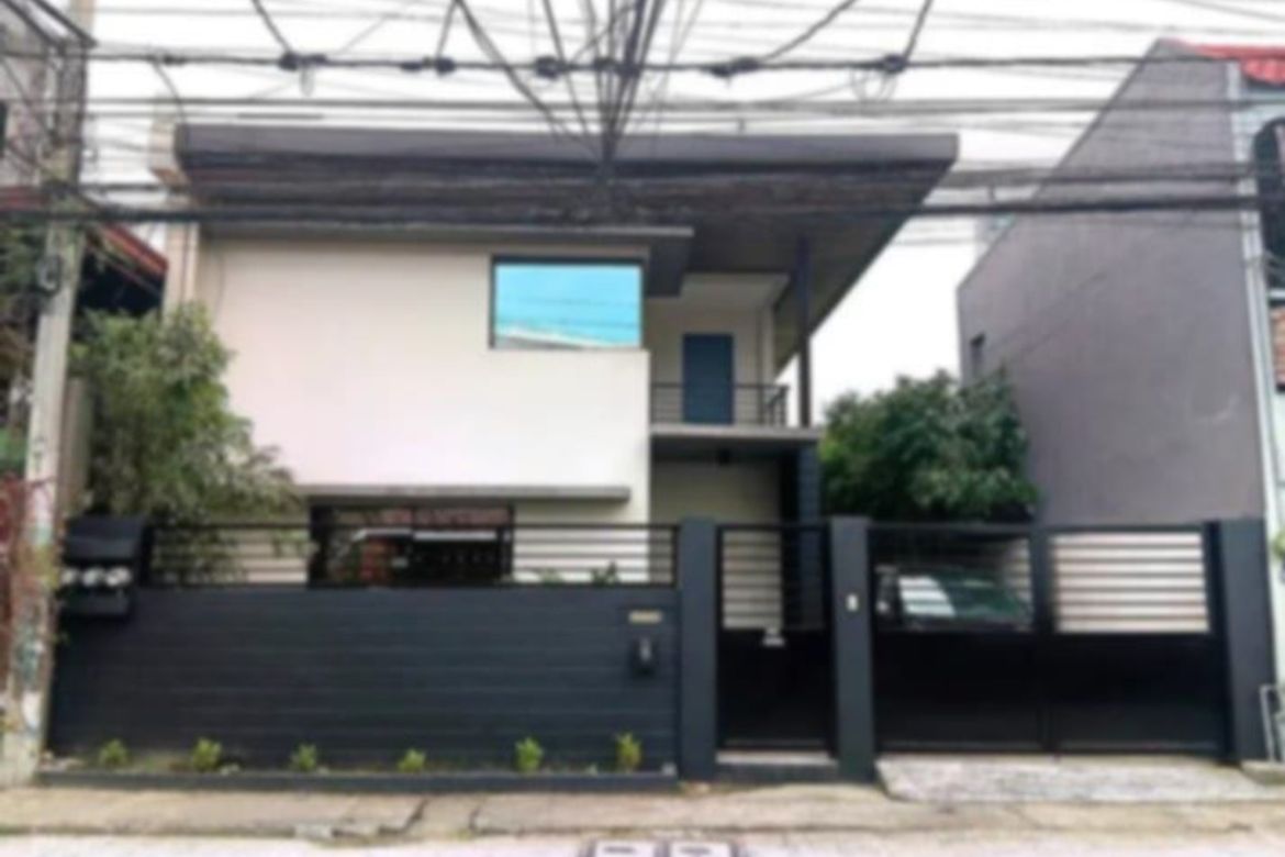 5 Bedroom House for Sale in Hen. T. de Leon, Valenzuela, Metro Manila