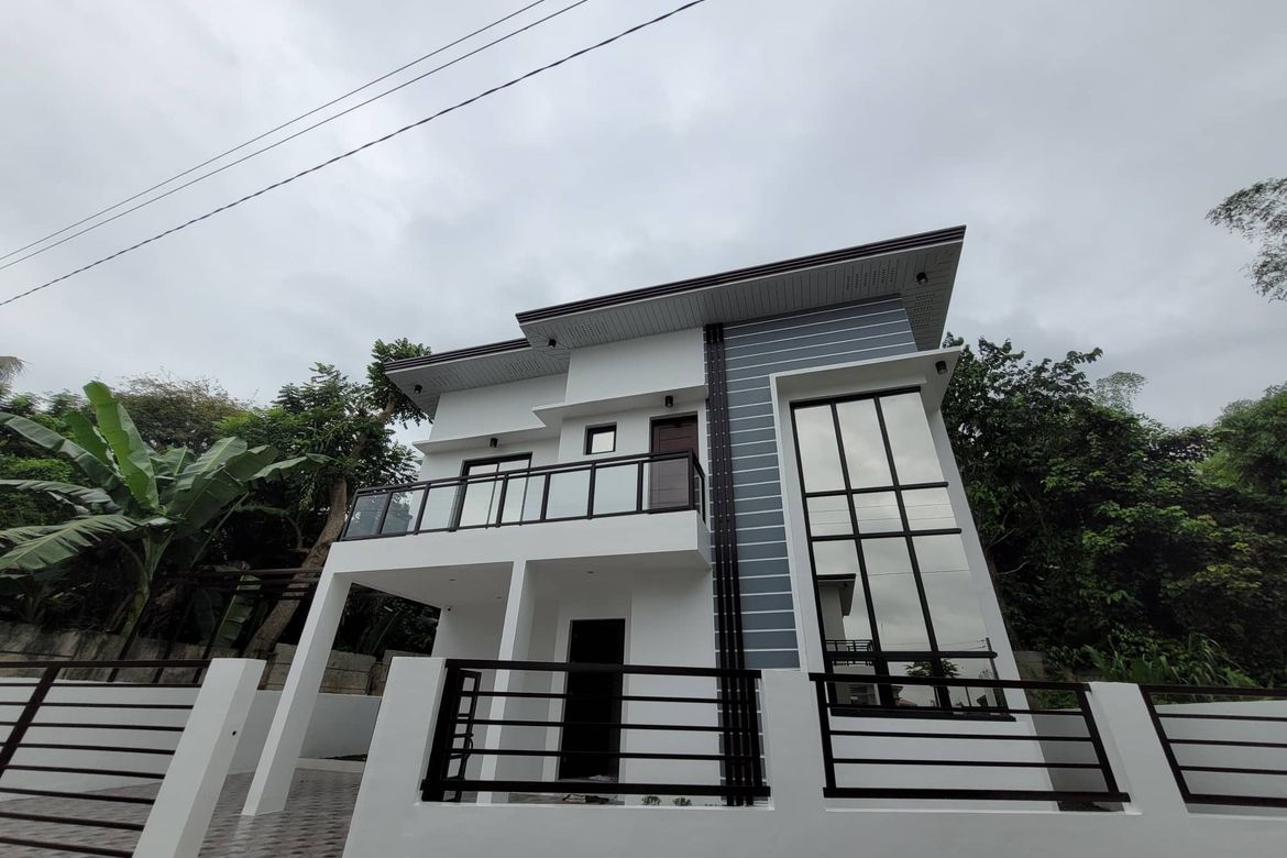 5 Bedroom House for Sale in Inosloban, Lipa, Batangas