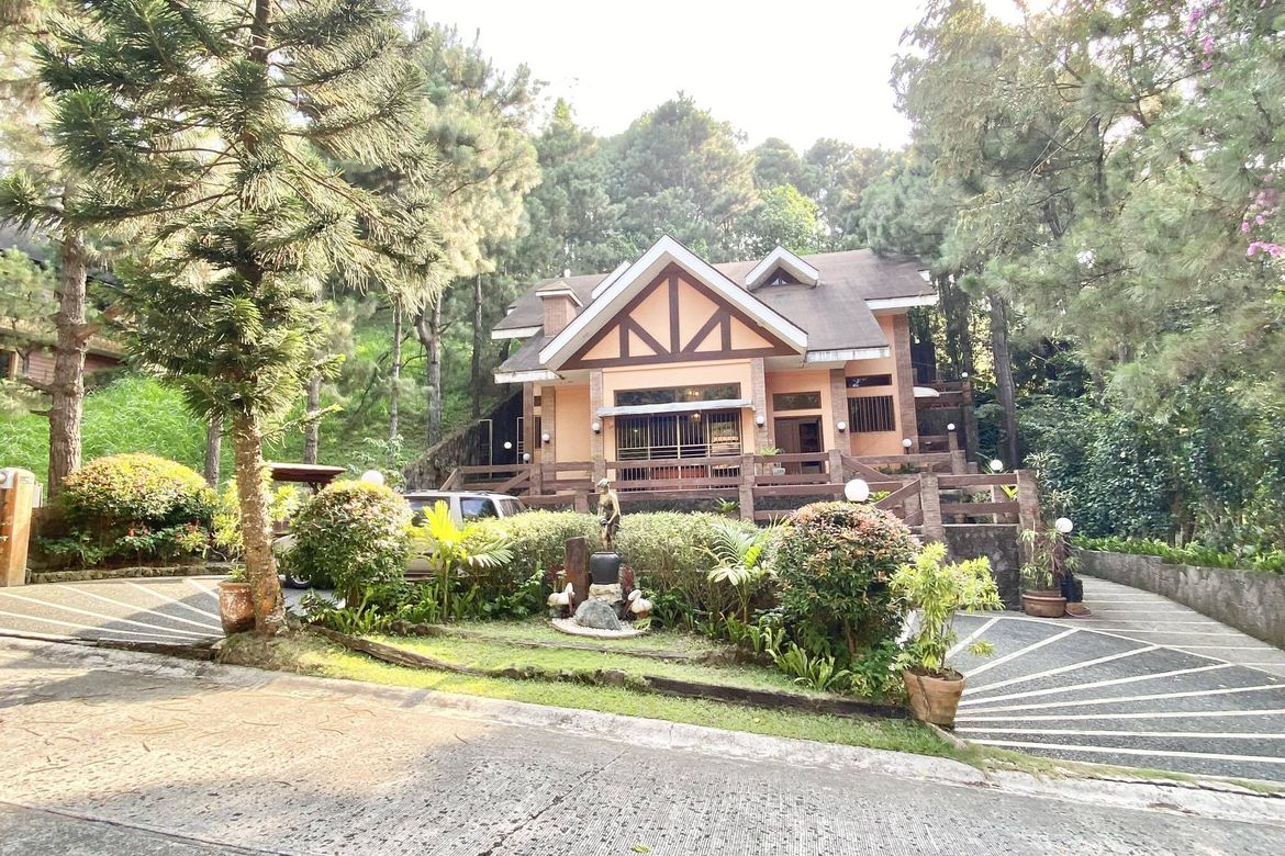 5 Bedroom House for Sale in Iruhin West, Tagaytay, Cavite – photo 2