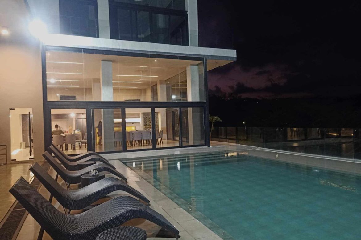 5 Bedroom House for Sale in Kaybagal East, Tagaytay, Cavite – photo 4