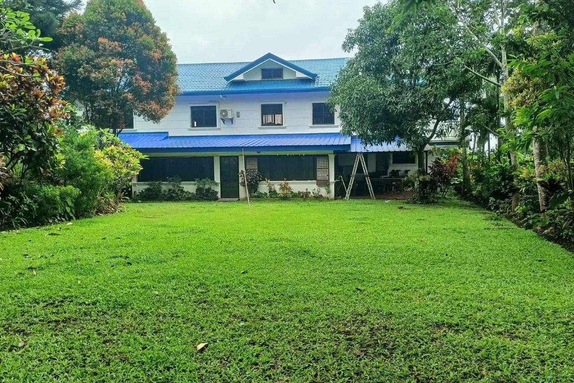5 Bedroom House for Sale in Kaybagal South, Tagaytay, Cavite