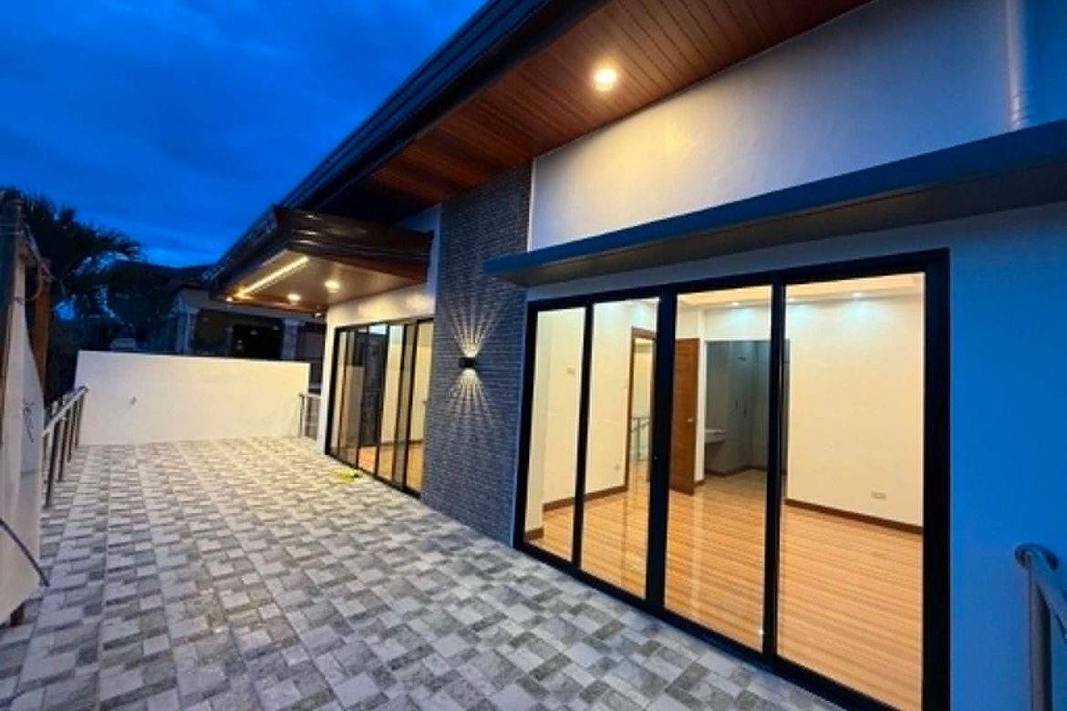 5 Bedroom House for Sale in Lawaan I, Talisay, Cebu – photo 7