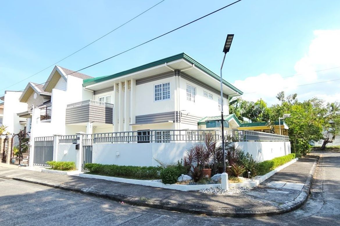 5 Bedroom House for Sale in Lewin, Lumban, Laguna