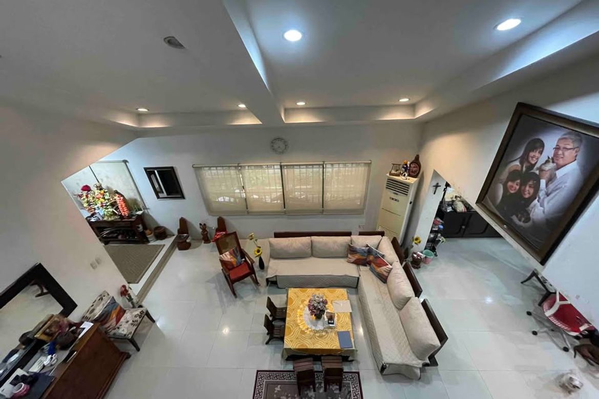 5 Bedroom House for Sale in Loyola Heights, Quezon City, Metro Manila – photo 8