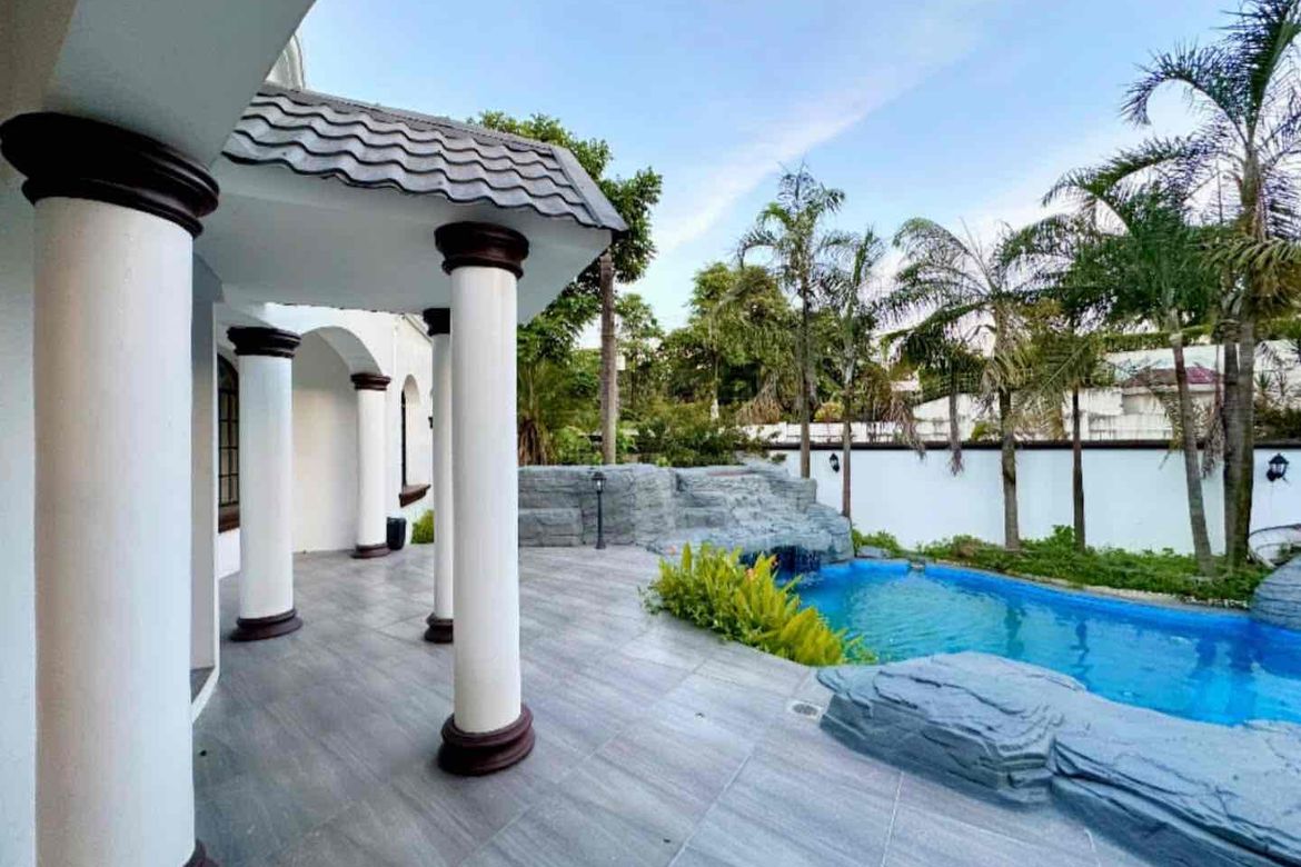 5 Bedroom House for Sale in Malabanias, Angeles, Pampanga – photo 3