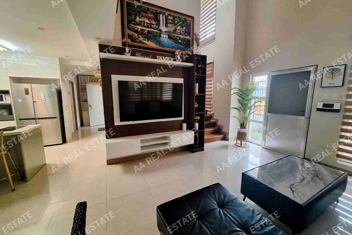 5 Bedroom House for Sale in Malabanias, Angeles, Pampanga – photo 3