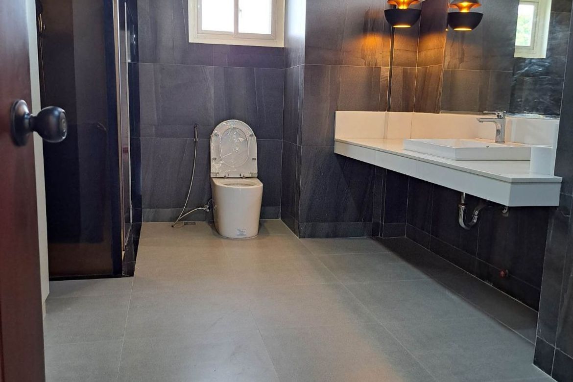 5 Bedroom House for Sale in Mangas I, Alfonso, Cavite – photo 2