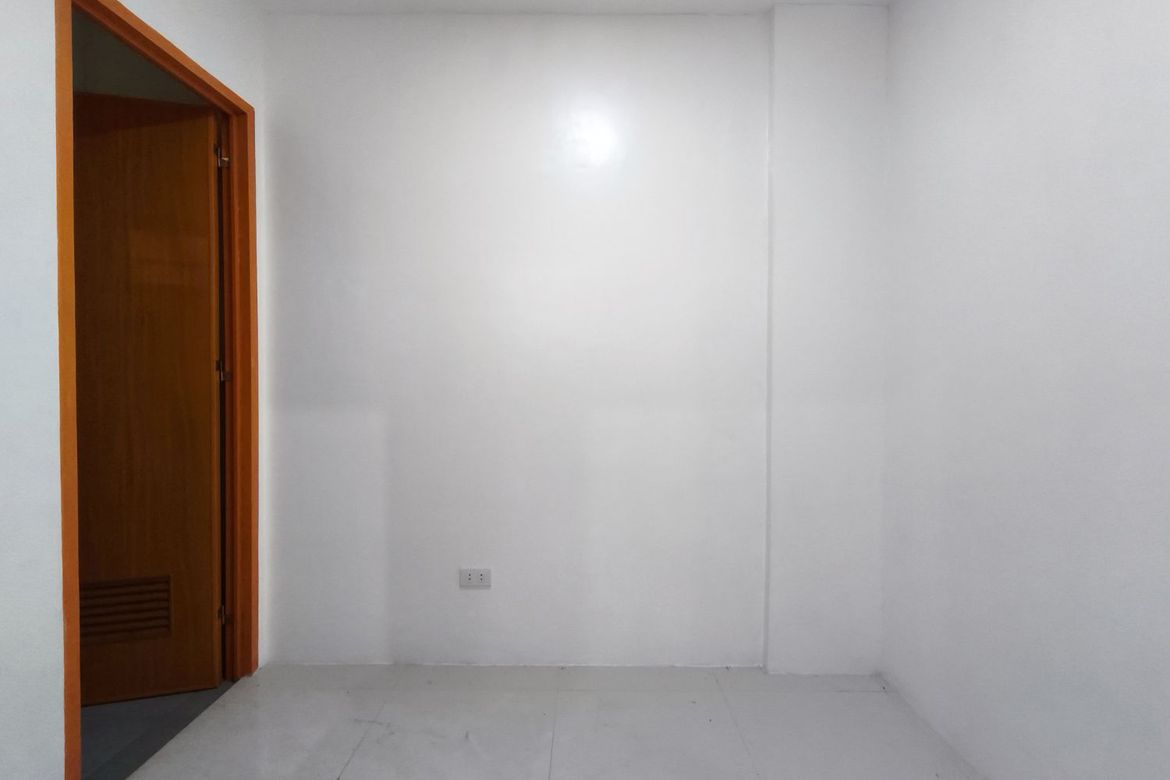 5 Bedroom House for Sale in Manuyo Uno, Las Piñas, Metro Manila – photo 7