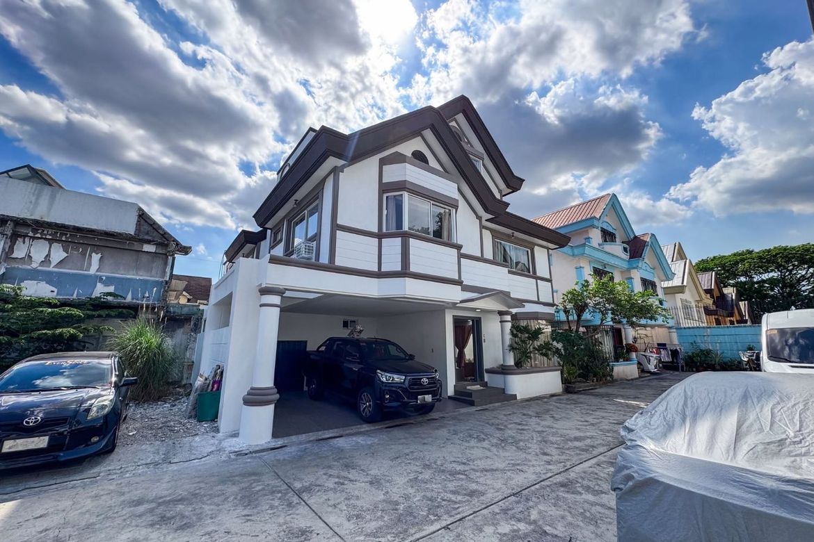 5 Bedroom House for Sale in Mariana, Quezon City, Metro Manila near LRT-2 Gilmore – photo 2