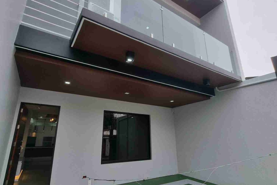 5 Bedroom House for Sale in Marikina Heights, Marikina, Metro Manila