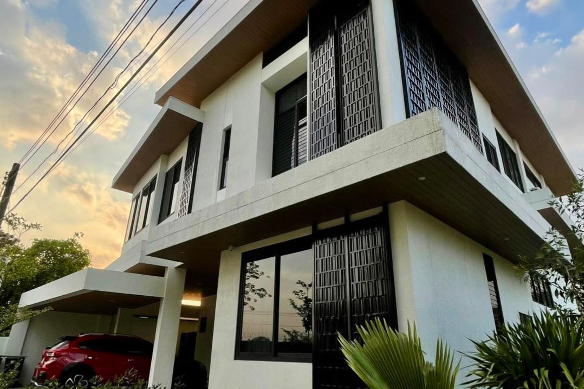5 Bedroom House for Sale in Marquee Place, Pulung Maragul, Angeles, Pampanga – photo 2
