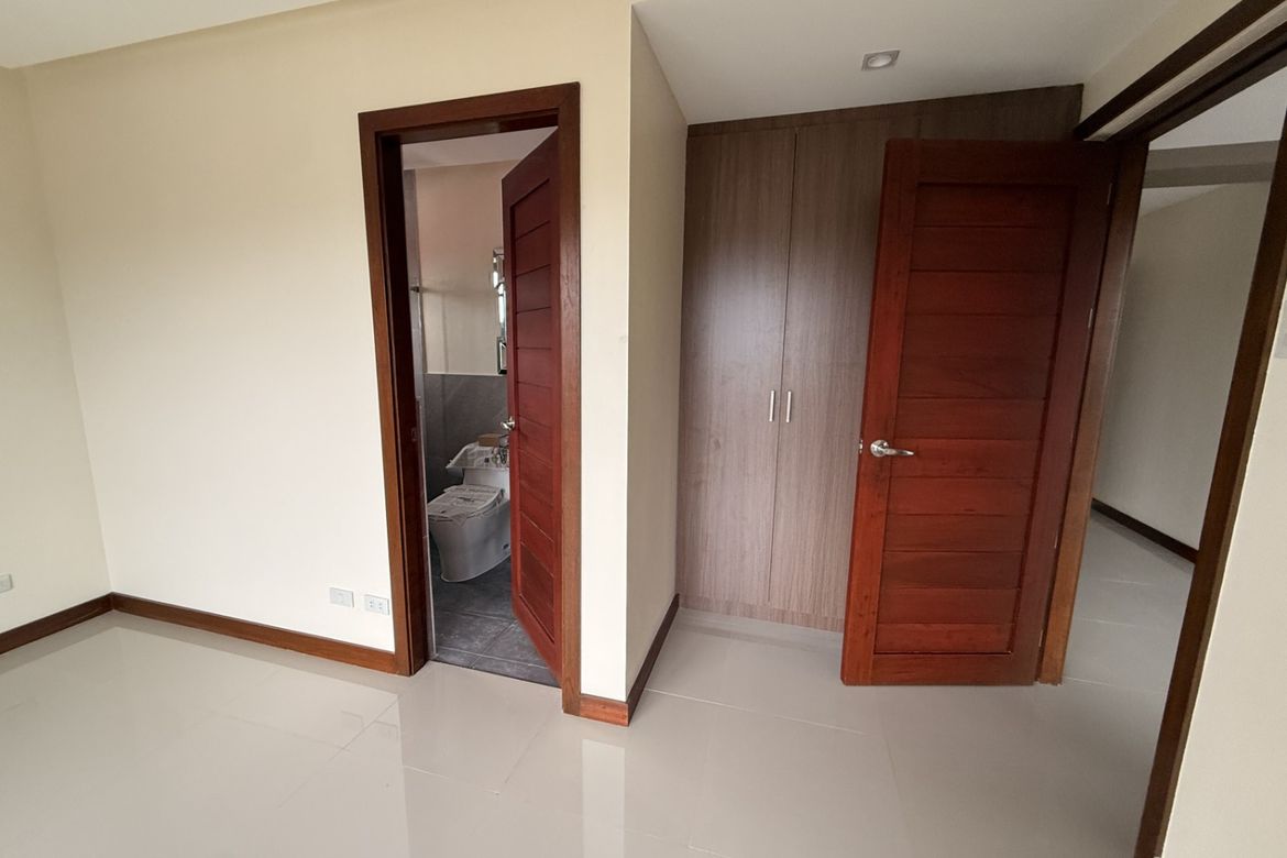 5 Bedroom House for Sale in Matandang Balara, Quezon City, Metro Manila – photo 6