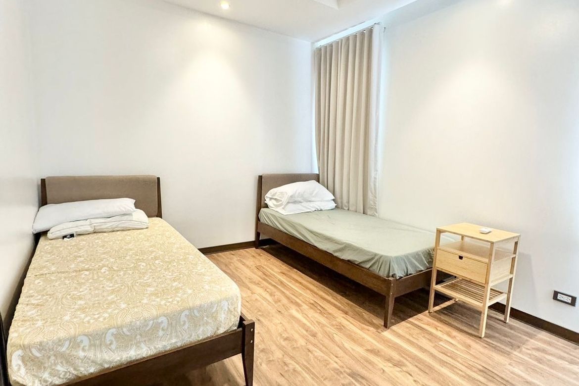 5 Bedroom House for Sale in McKinley Hill Village, McKinley Hill, Taguig, Metro Manila – photo 2