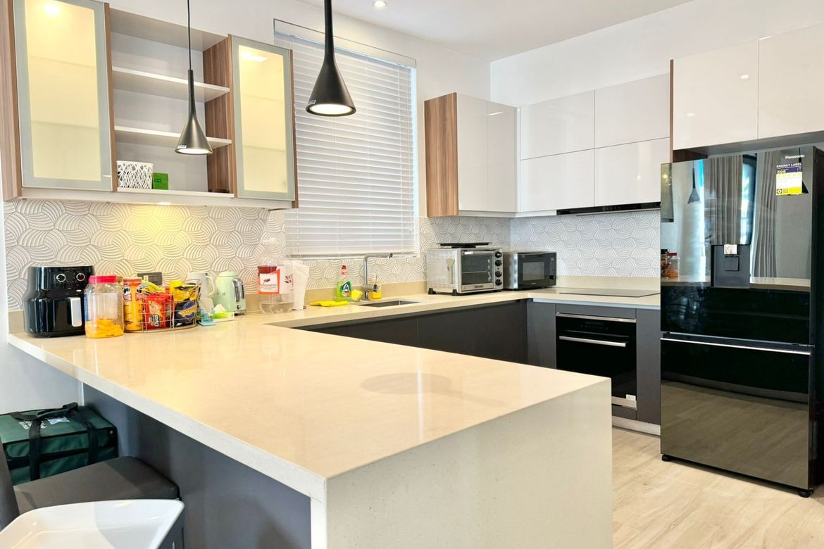 5 Bedroom House for Sale in McKinley Hill Village, McKinley Hill, Taguig, Metro Manila – photo 5