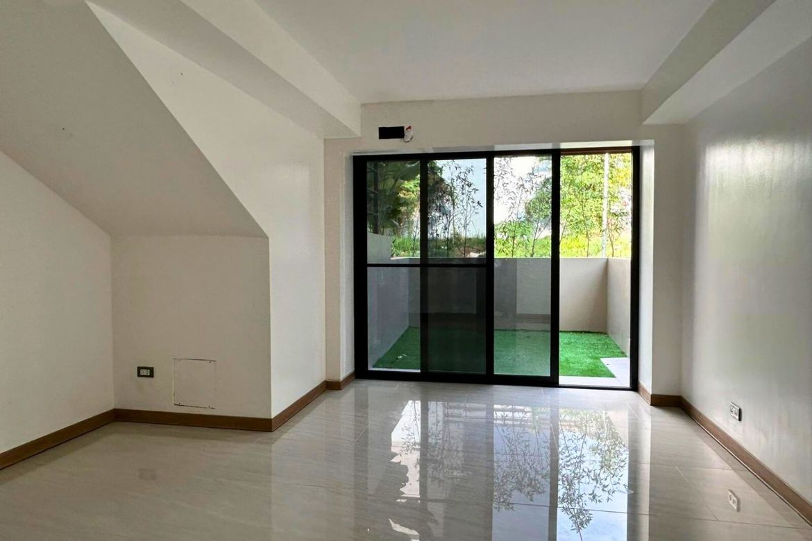 5 Bedroom House for Sale in McKinley Hill Village, McKinley Hill, Taguig, Metro Manila – photo 6