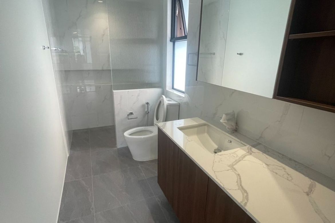 5 Bedroom House for Sale in McKinley Hill Village, McKinley Hill, Taguig, Metro Manila – photo 6