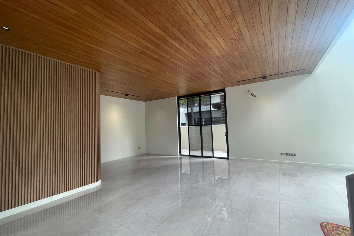 5 Bedroom House for Sale in McKinley Hill Village, McKinley Hill, Taguig, Metro Manila – photo 7