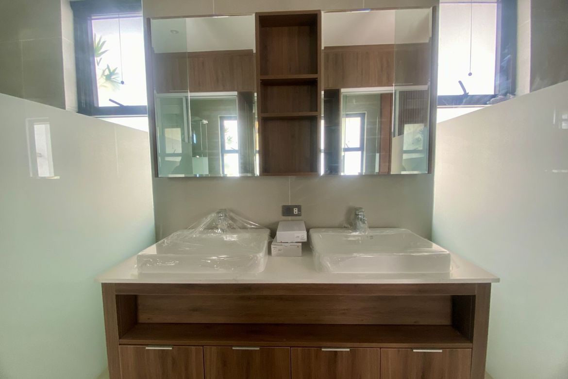 5 Bedroom House for Sale in McKinley Hill Village, McKinley Hill, Taguig, Metro Manila – photo 4