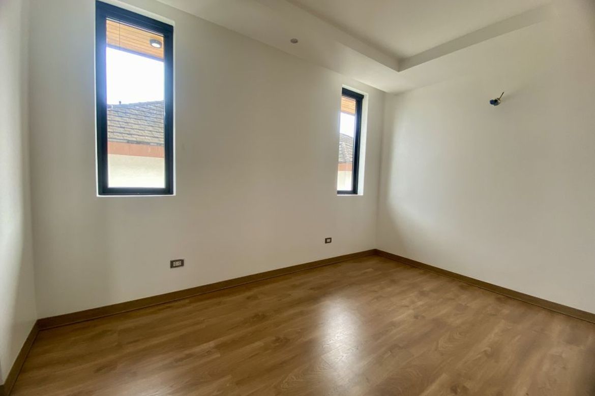 5 Bedroom House for Sale in McKinley Hill Village, McKinley Hill, Taguig, Metro Manila – photo 6