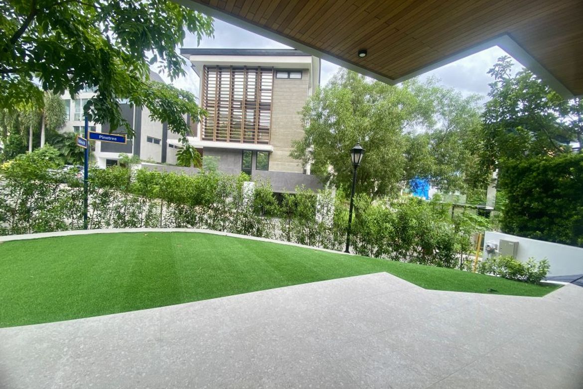 5 Bedroom House for Sale in McKinley Hill Village, McKinley Hill, Taguig, Metro Manila – photo 7