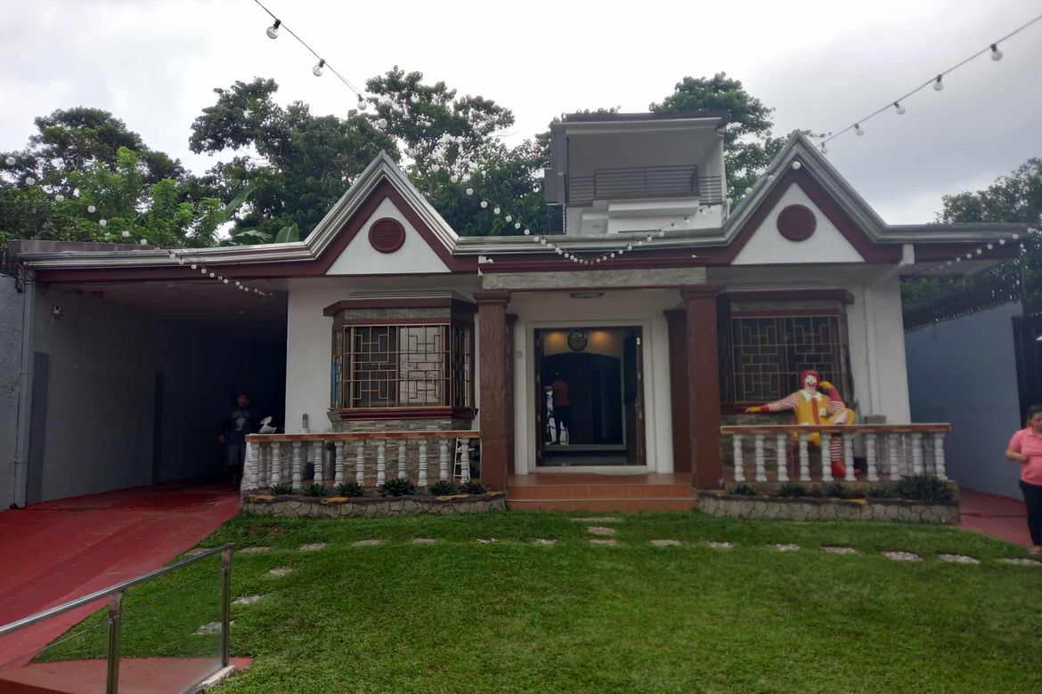 5 Bedroom House for Sale in Mendez Crossing East, Tagaytay, Cavite
