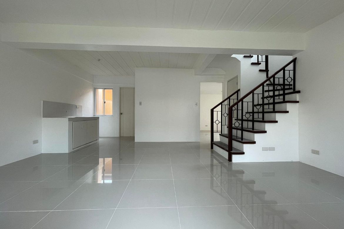 5 Bedroom House for Sale in Minien West, Santa Barbara, Pangasinan – photo 2