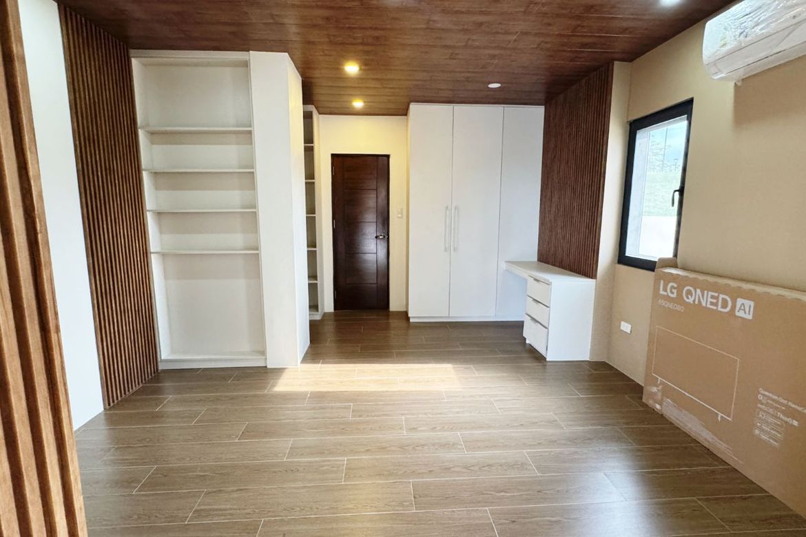 5 Bedroom House for Sale in Mondia NUVALI, Canlubang, Calamba, Laguna – photo 8