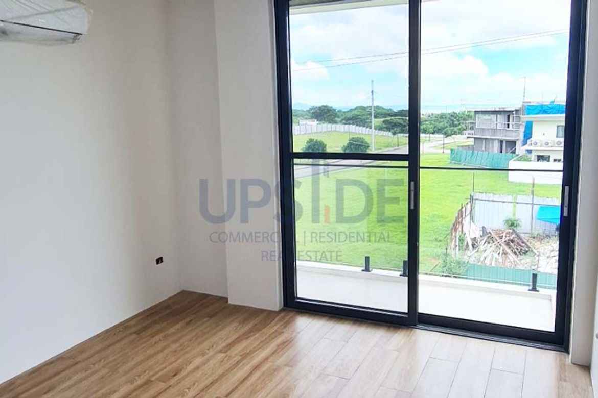 5 Bedroom House for Sale in Mondia NUVALI, Canlubang, Calamba, Laguna – photo 7