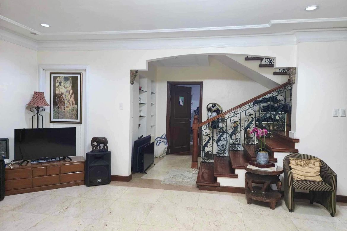 5 Bedroom House for Sale in Moonwalk, Parañaque, Metro Manila – photo 6