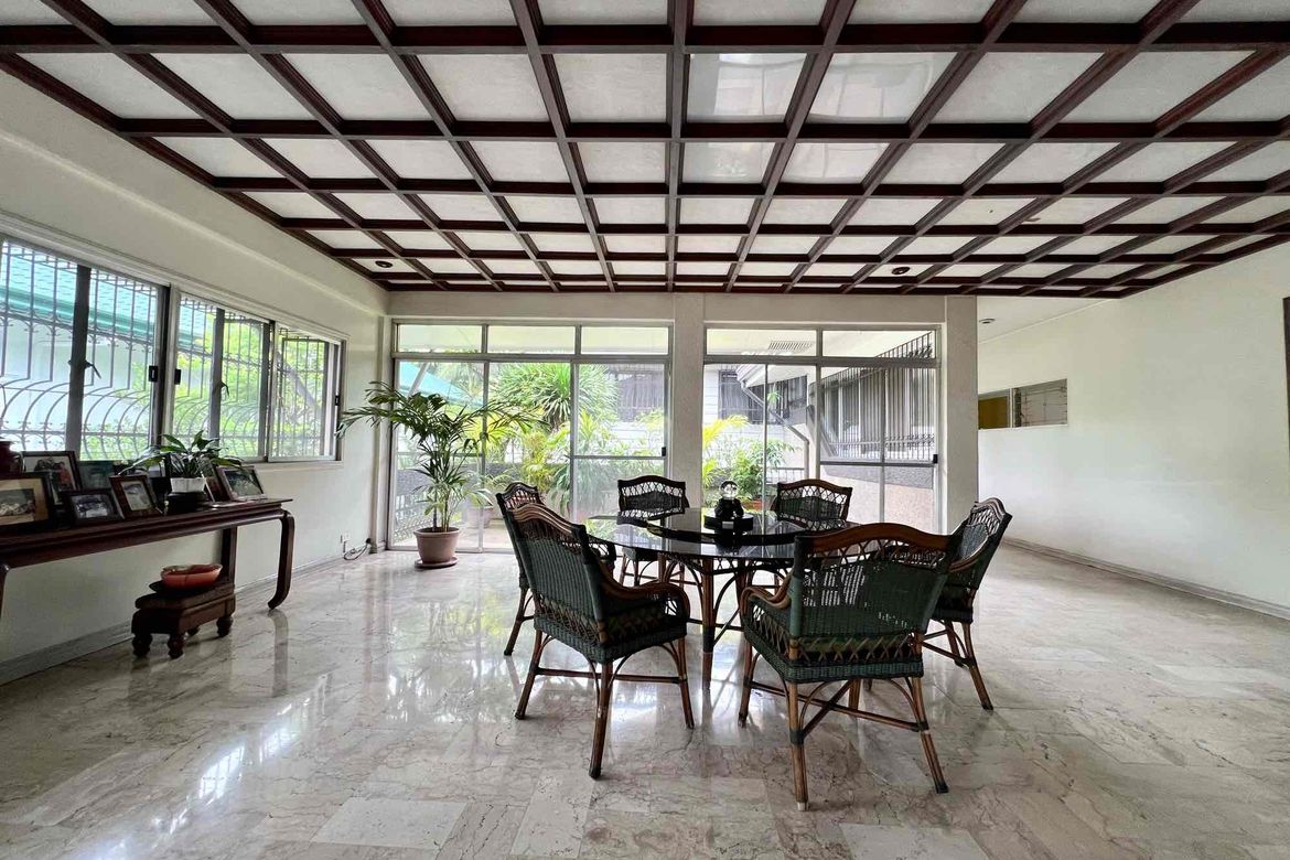 5 Bedroom House for Sale in New Alabang Village, Muntinlupa, Metro Manila – photo 2
