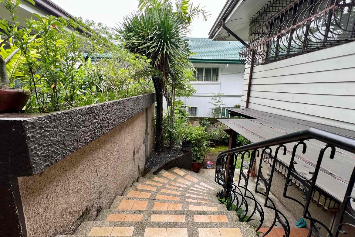 5 Bedroom House for Sale in New Alabang Village, Muntinlupa, Metro Manila – photo 5